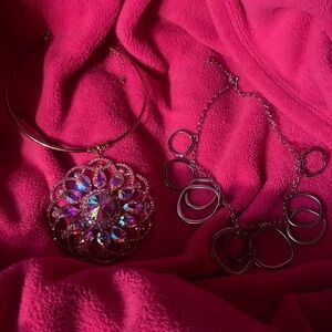 Very nice looking necklaces